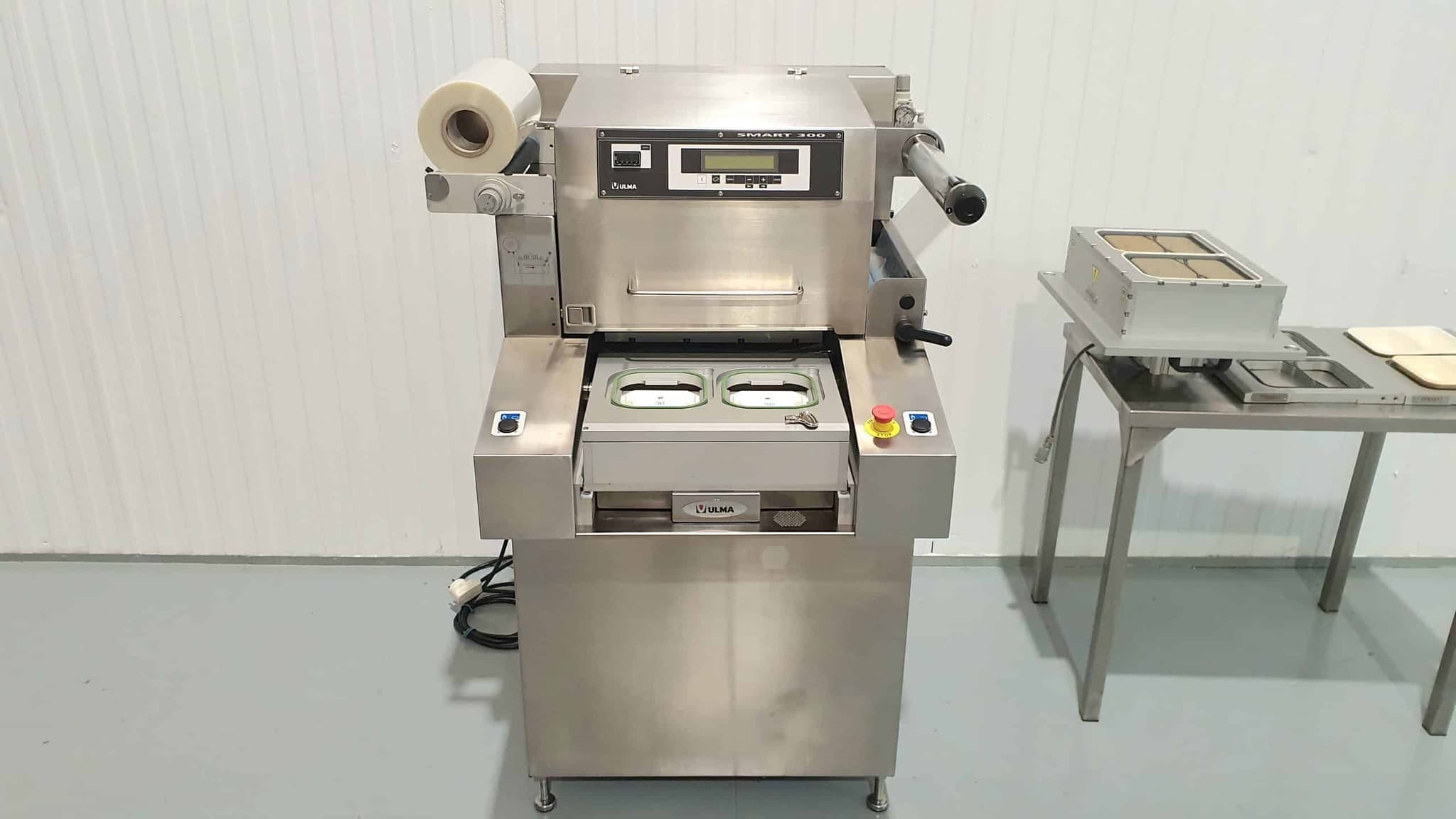 TERMOSELLADORA SEMI-AUTOMÁTICA ULMA SMART 300 miniatura 3