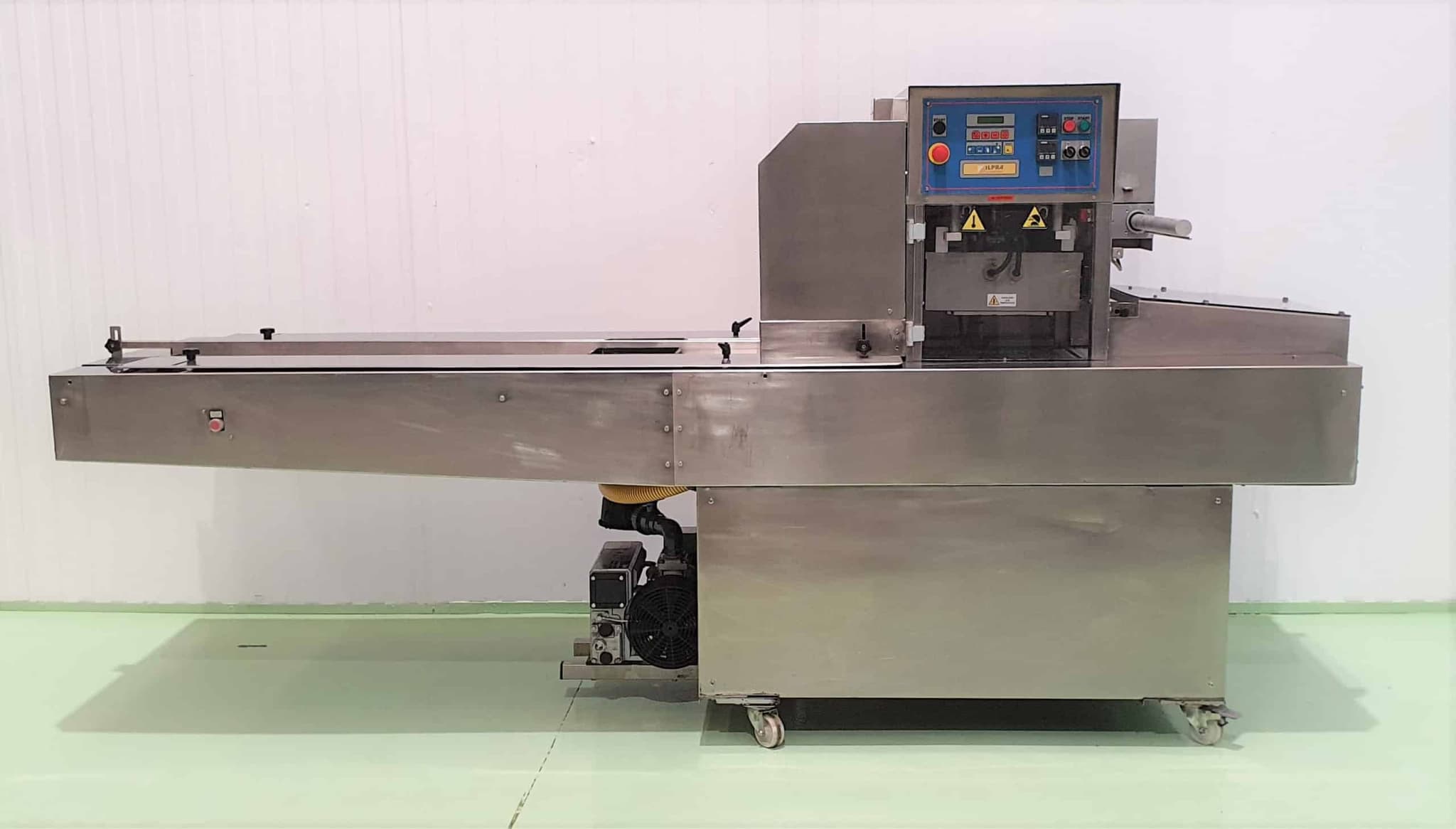 TERMOSELLADORA AUTOMÁTICA ILPRA  mod. FP TANK V/G II