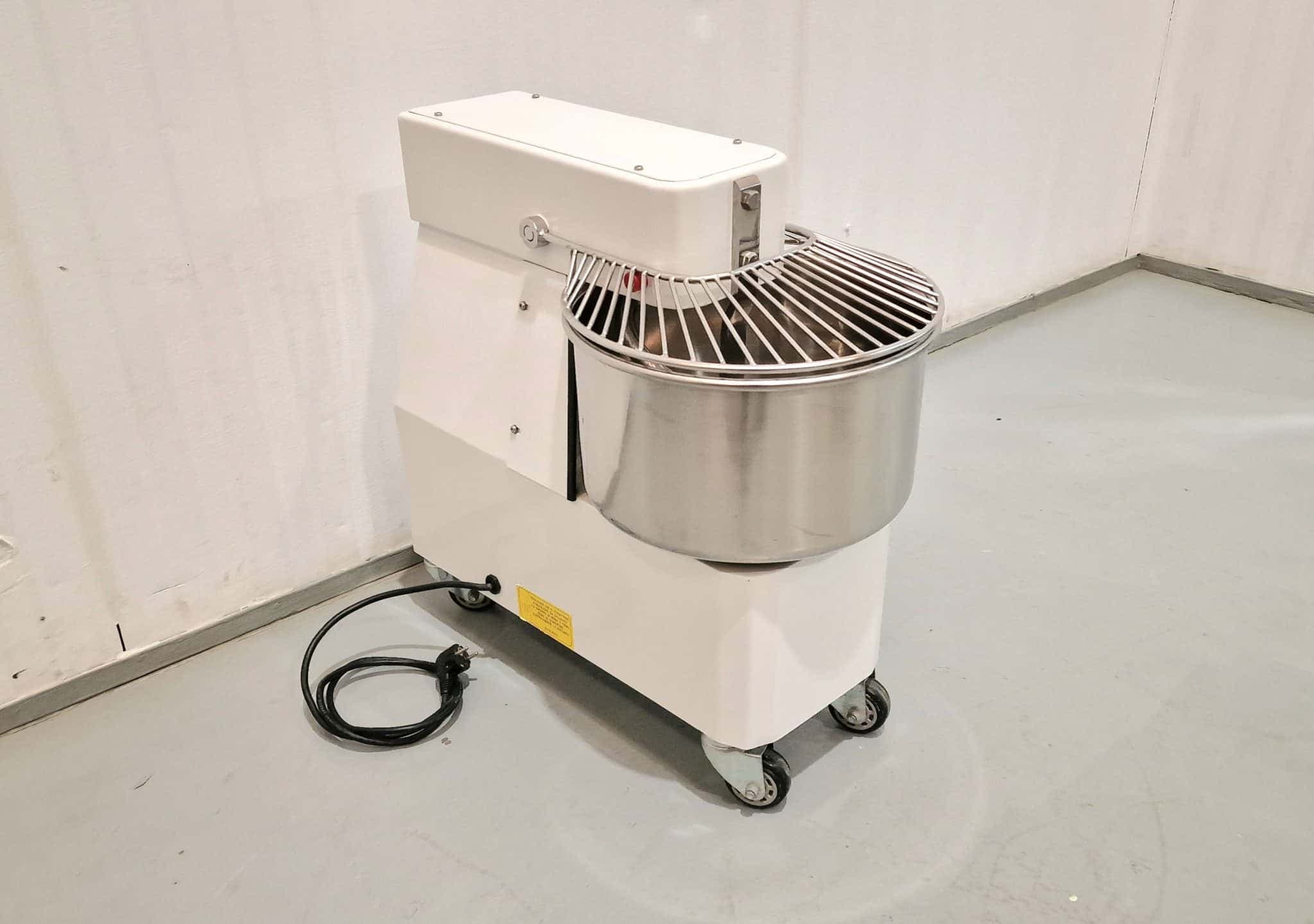 AMASADORA PANIFICADORA 22 LITROS