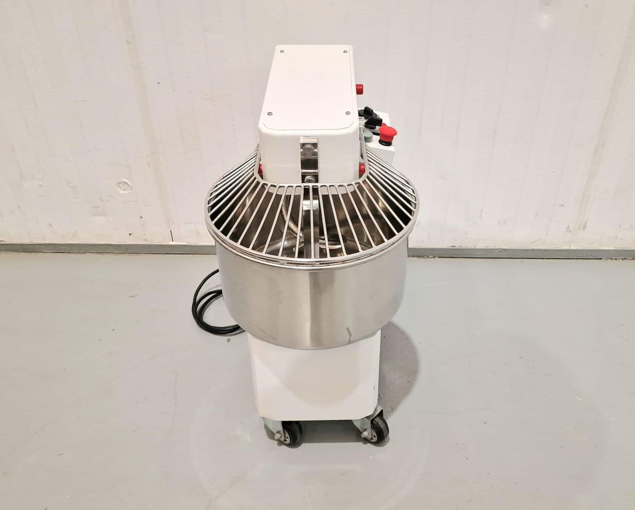 AMASADORA PANIFICADORA 22 LITROS miniatura 2