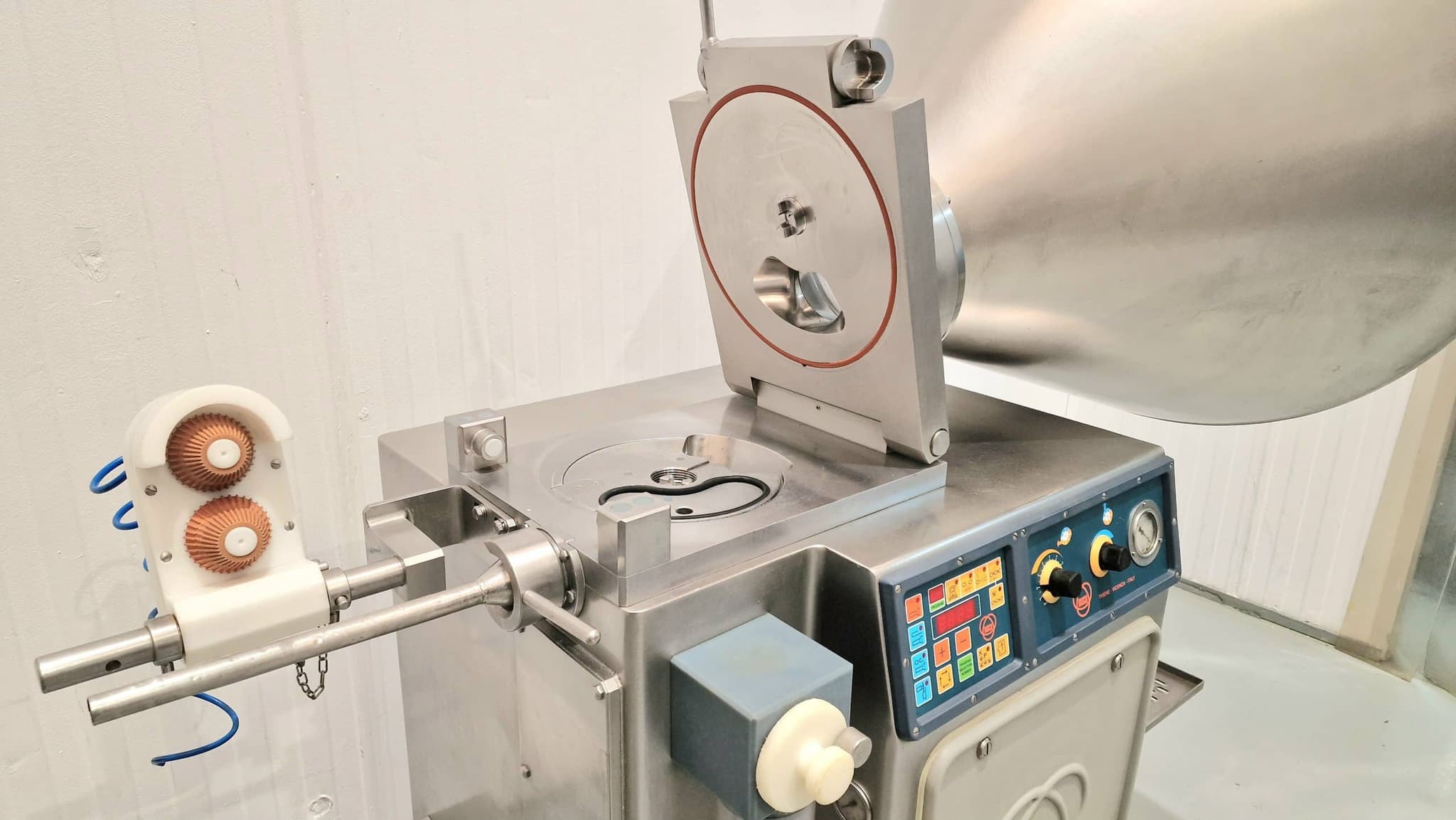 EMBUTIDORA CONTINUA RISCO RS4003 miniatura 5