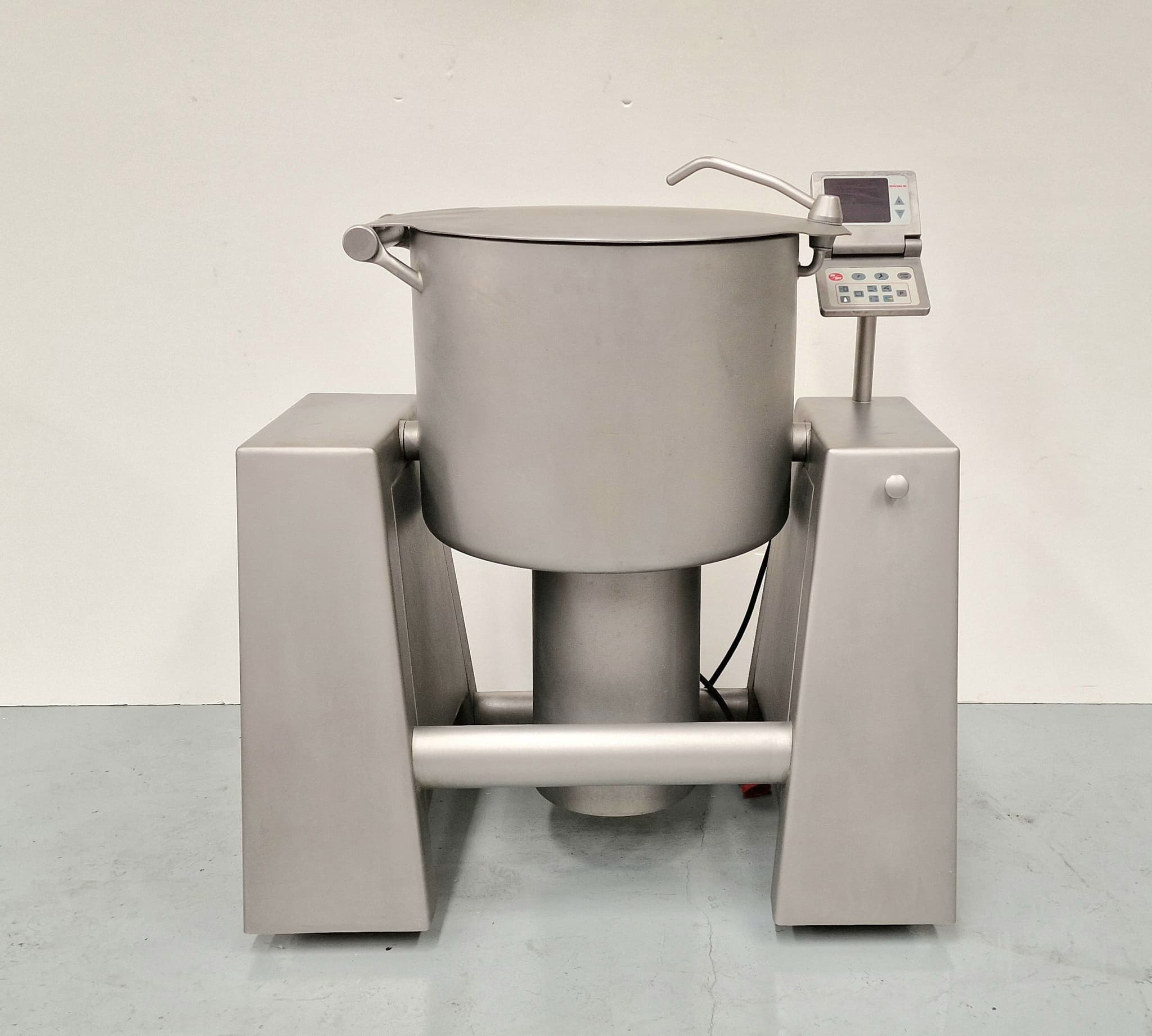 AMASADORA REFRIGERADA CON VACÍO RUHLE MKR130 miniatura 3