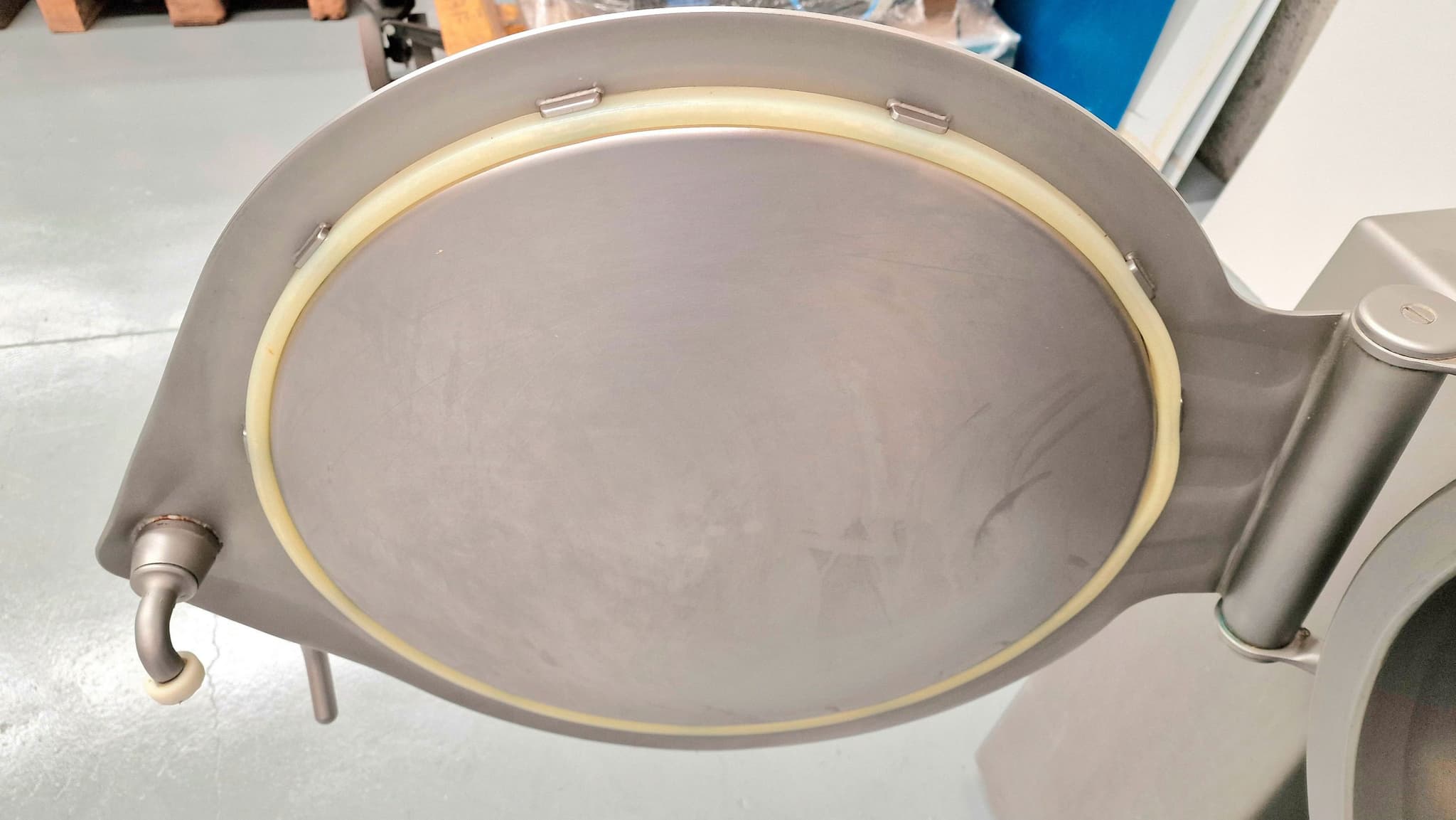 AMASADORA REFRIGERADA CON VACÍO RUHLE MKR130 miniatura 10