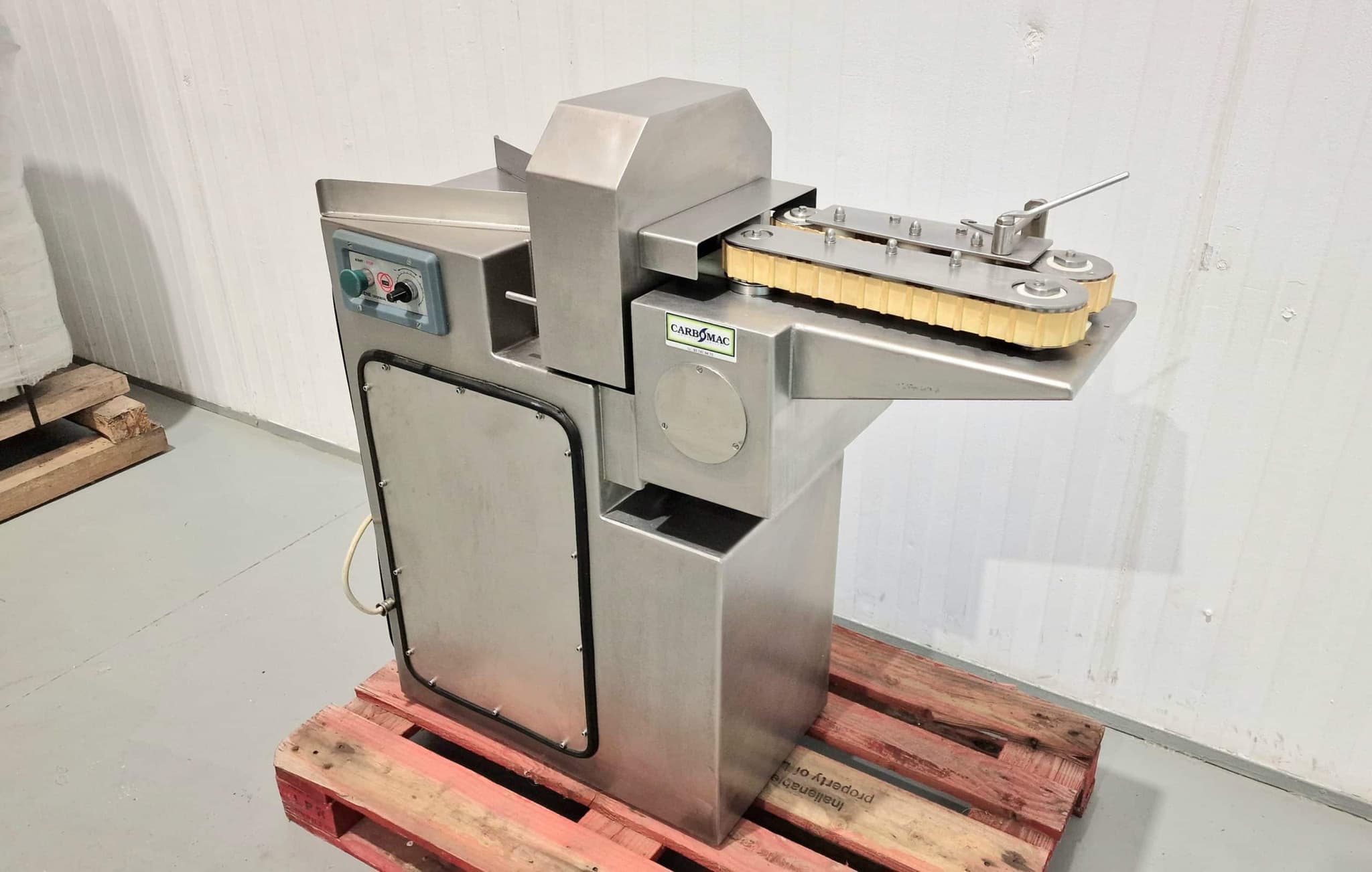 ATADORA PARA EMBUTIDOS AUTOMÁTICA RISCO RS12