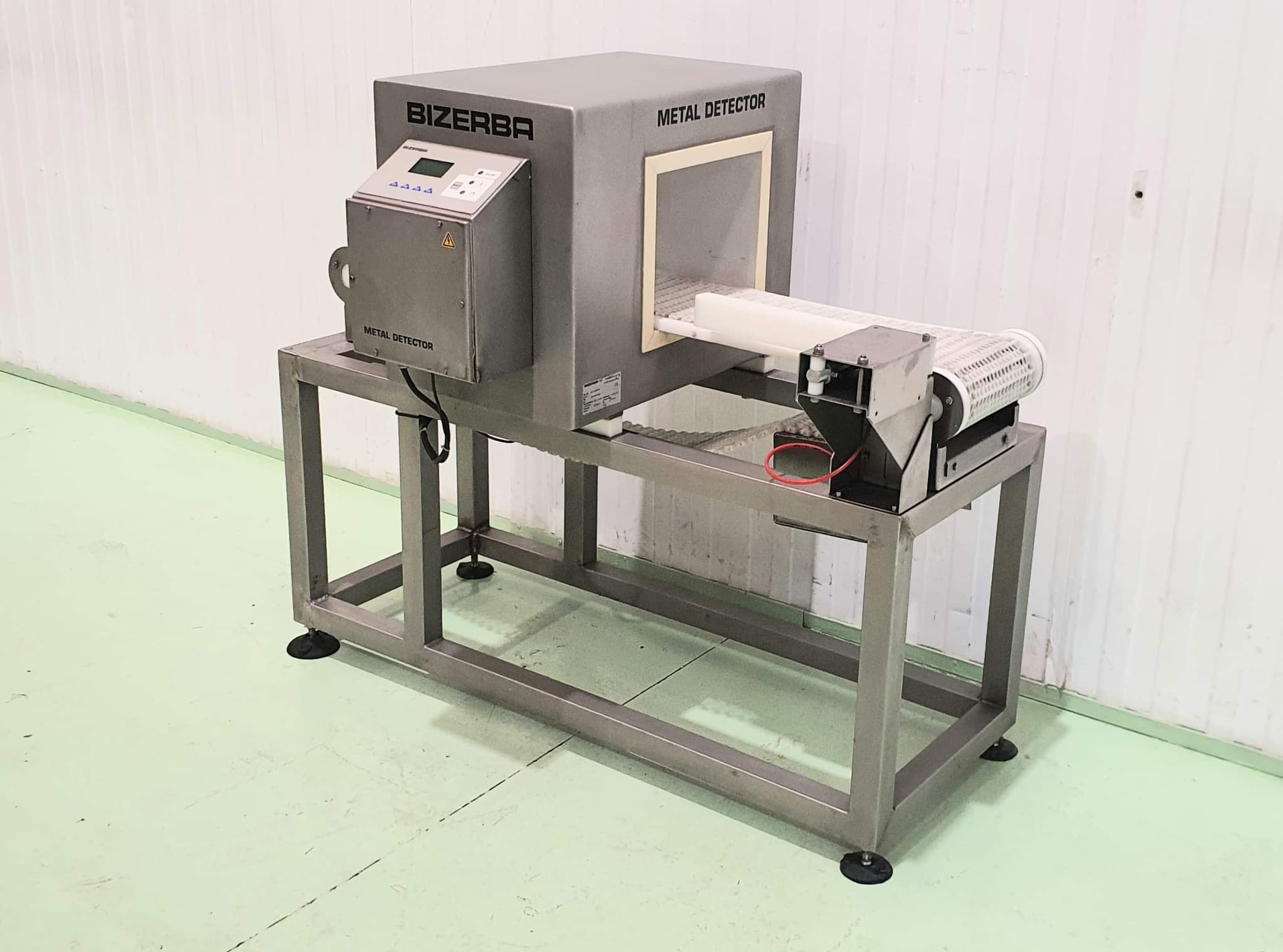 DETECTOR DE METALES BIZERBA MD miniatura 3