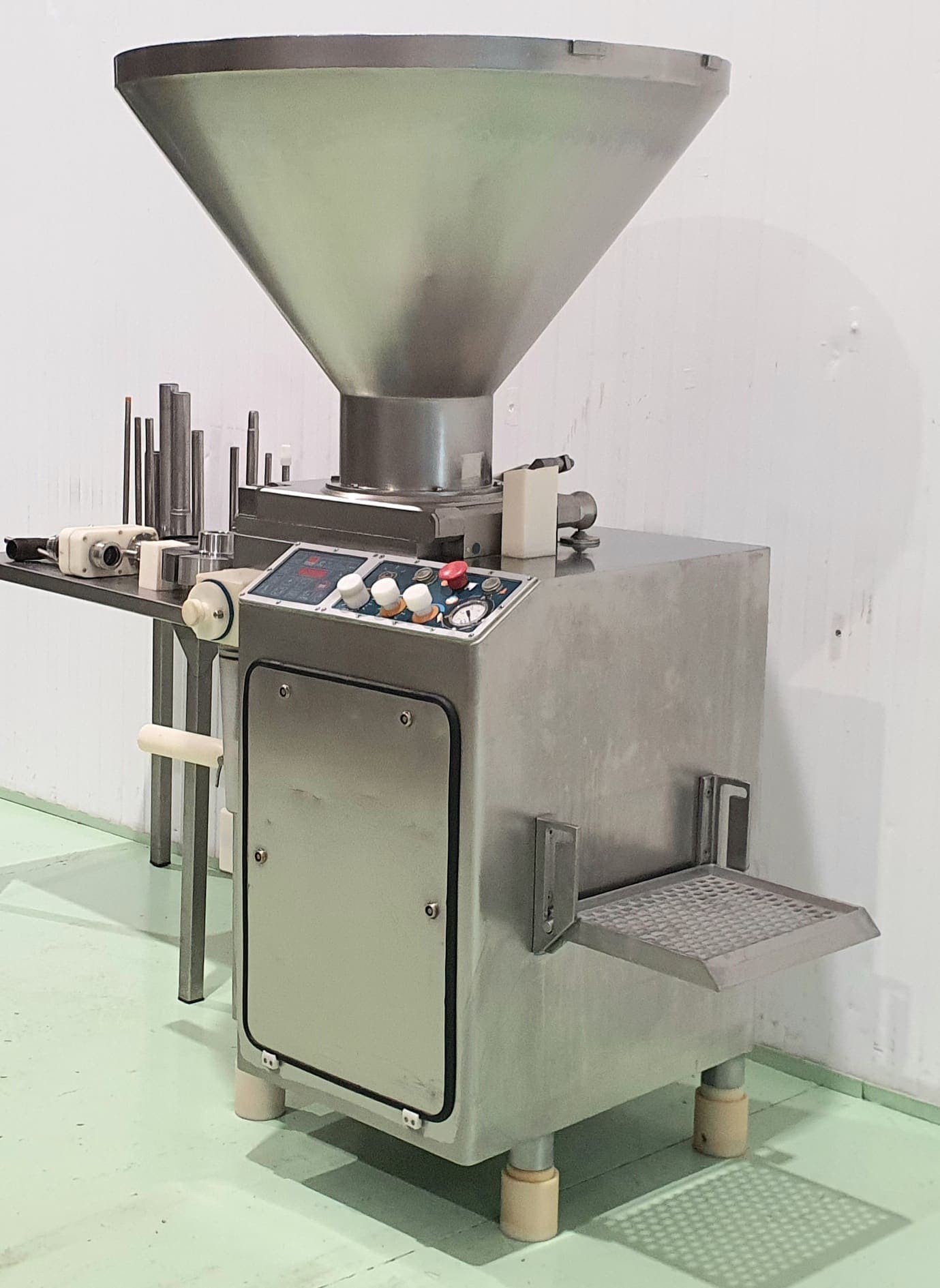 EMBUTIDORA CONTINUA RISCO mod. 4000/220 AL VACIO miniatura 3