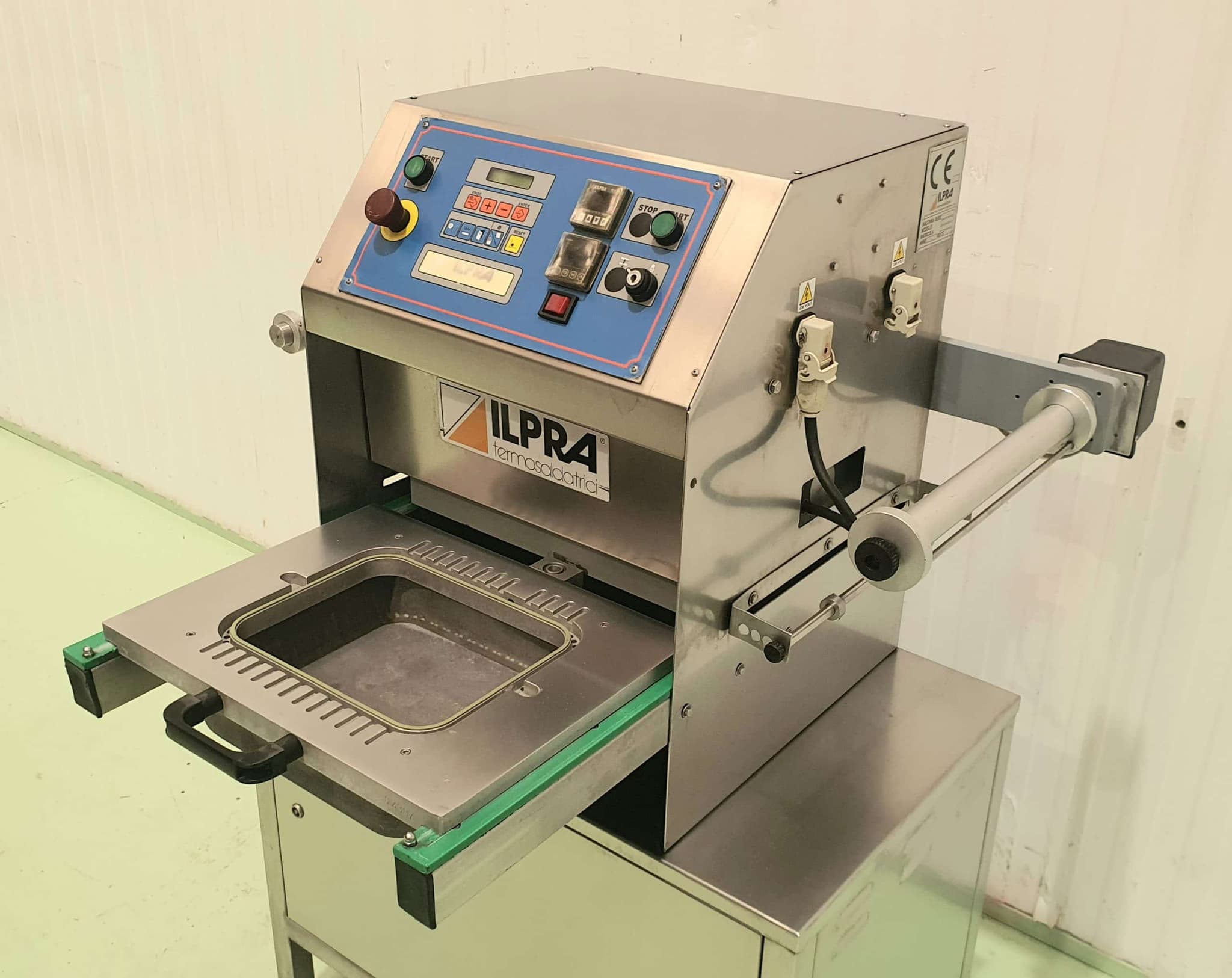 TERMOSELLADORA SEMI AUTOMÁTICA ILPRA 400V/G II miniatura 4