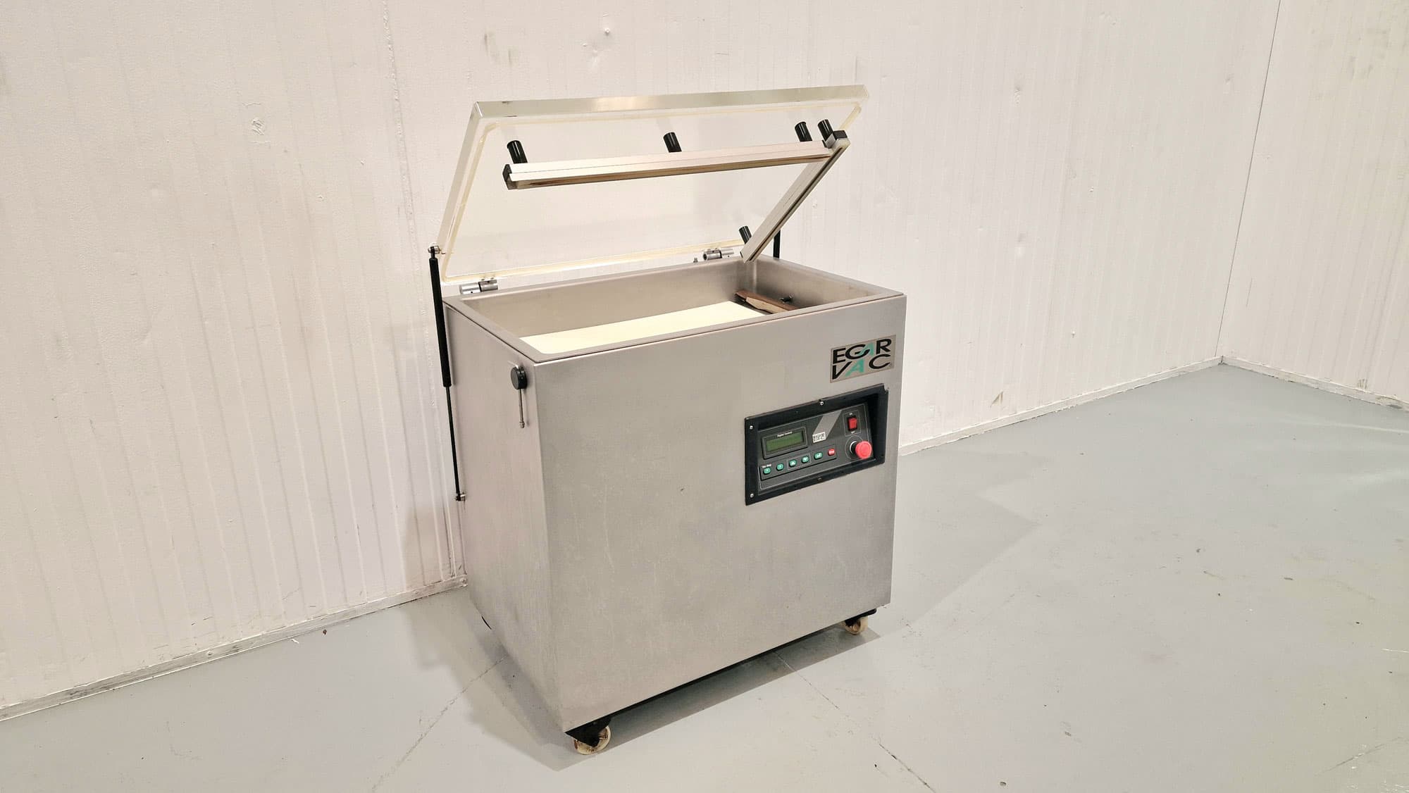 ENVASADORA AL VACÍO EGARVAC