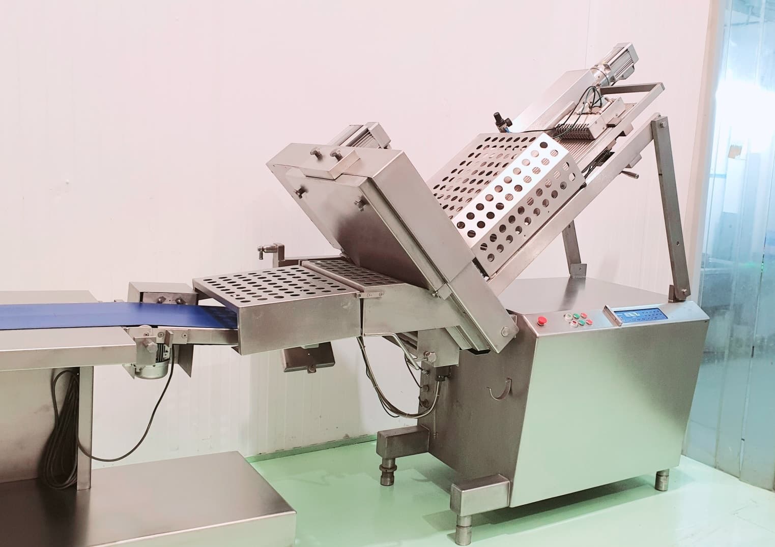 LONCHEADORA AUTOMÁTICA WEBER CCS7000 miniatura 2