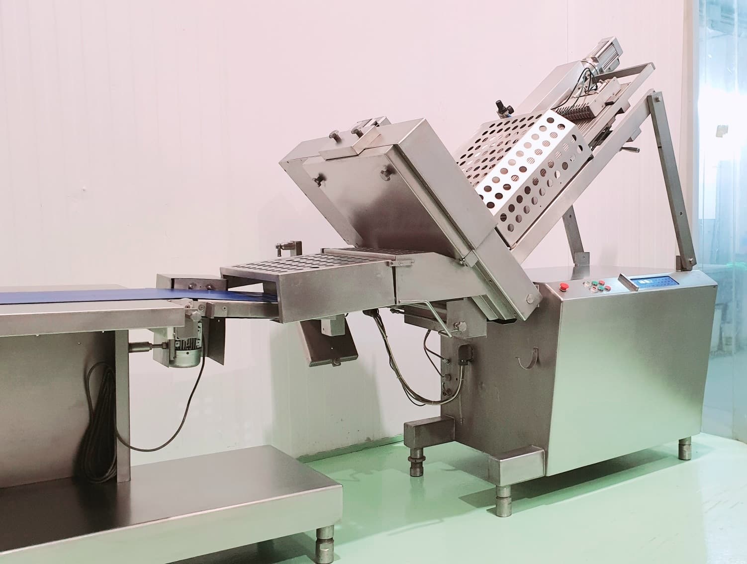 LONCHEADORA AUTOMÁTICA WEBER CCS7000 miniatura 6