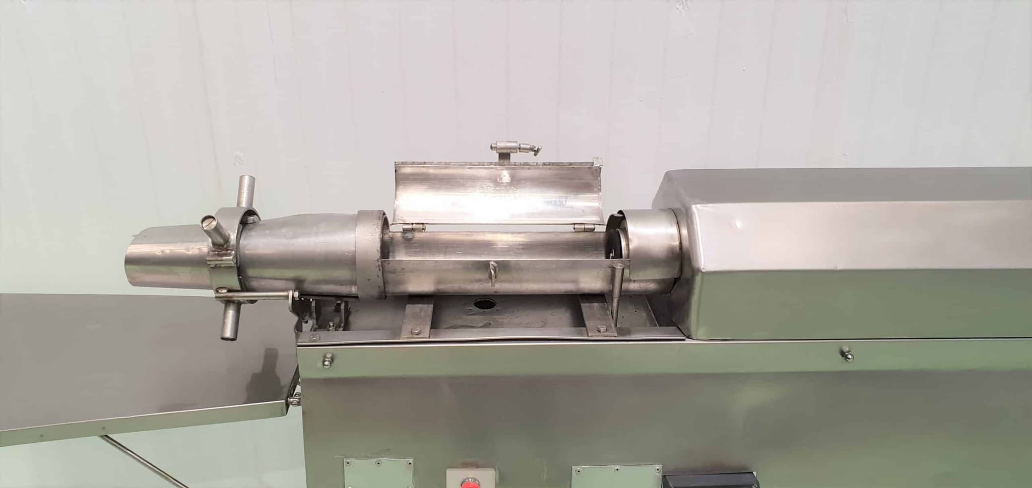 EMBUCHADORA ELÉCTRICA 112mm miniatura 4