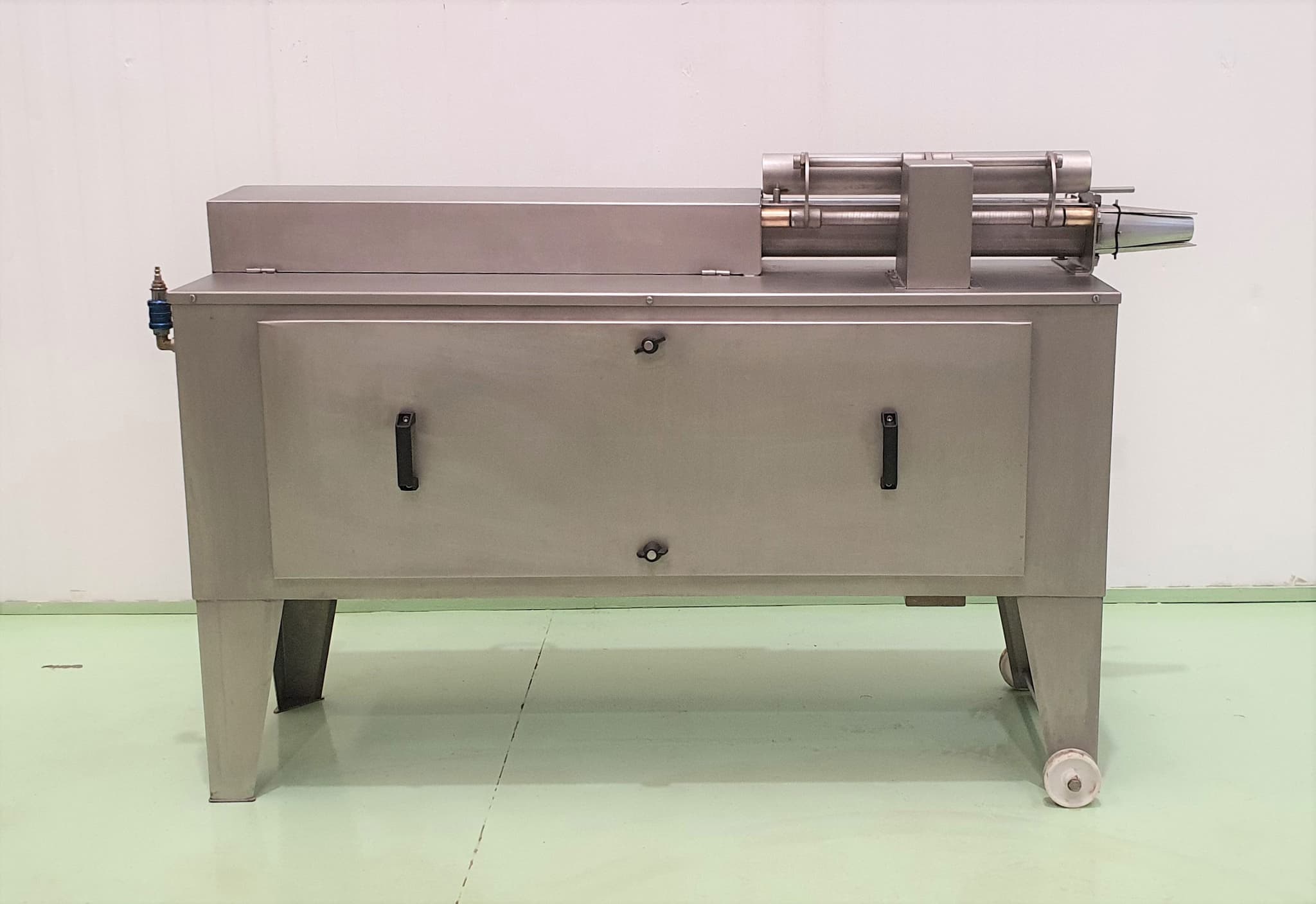 EMBUCHADORA AUTOMÁTICA SERRANO Z321 miniatura 6