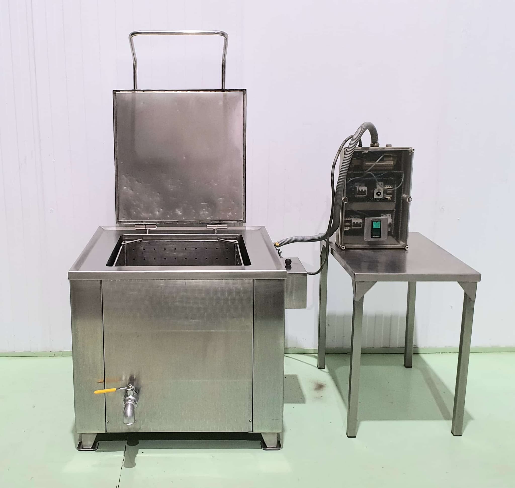 MARMITA ELÉCTRICA INOX 400 LITROS miniatura 4