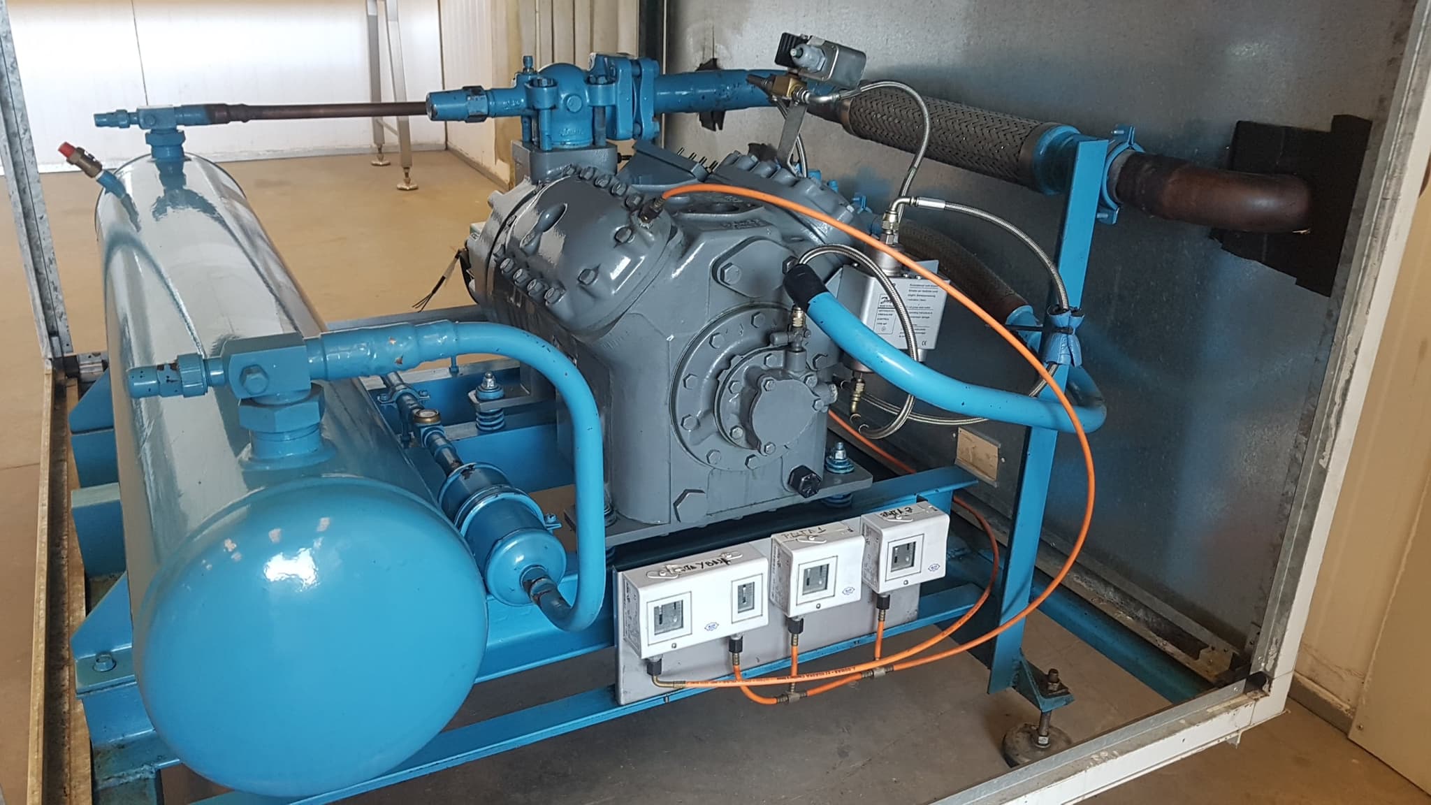 MOTOR COPELAND REFRIGERACION 15CV COMPLETO miniatura 2