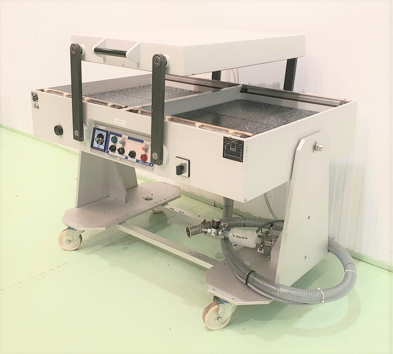 ENVASADORA AL VACÍO DOBLE MULTIVAC AG800 miniatura 3