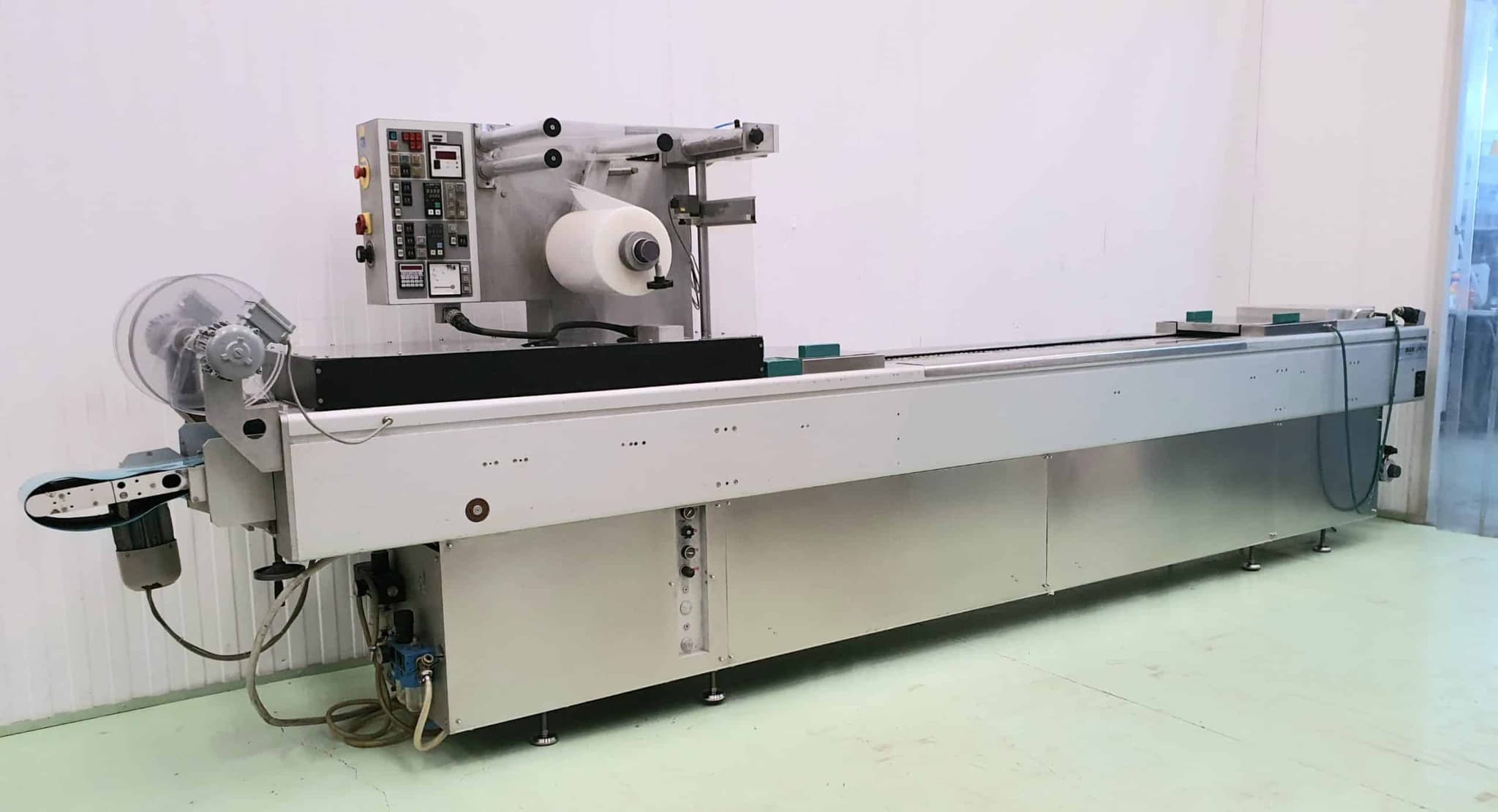 TERMOFORMADORA DIXIE DV2000