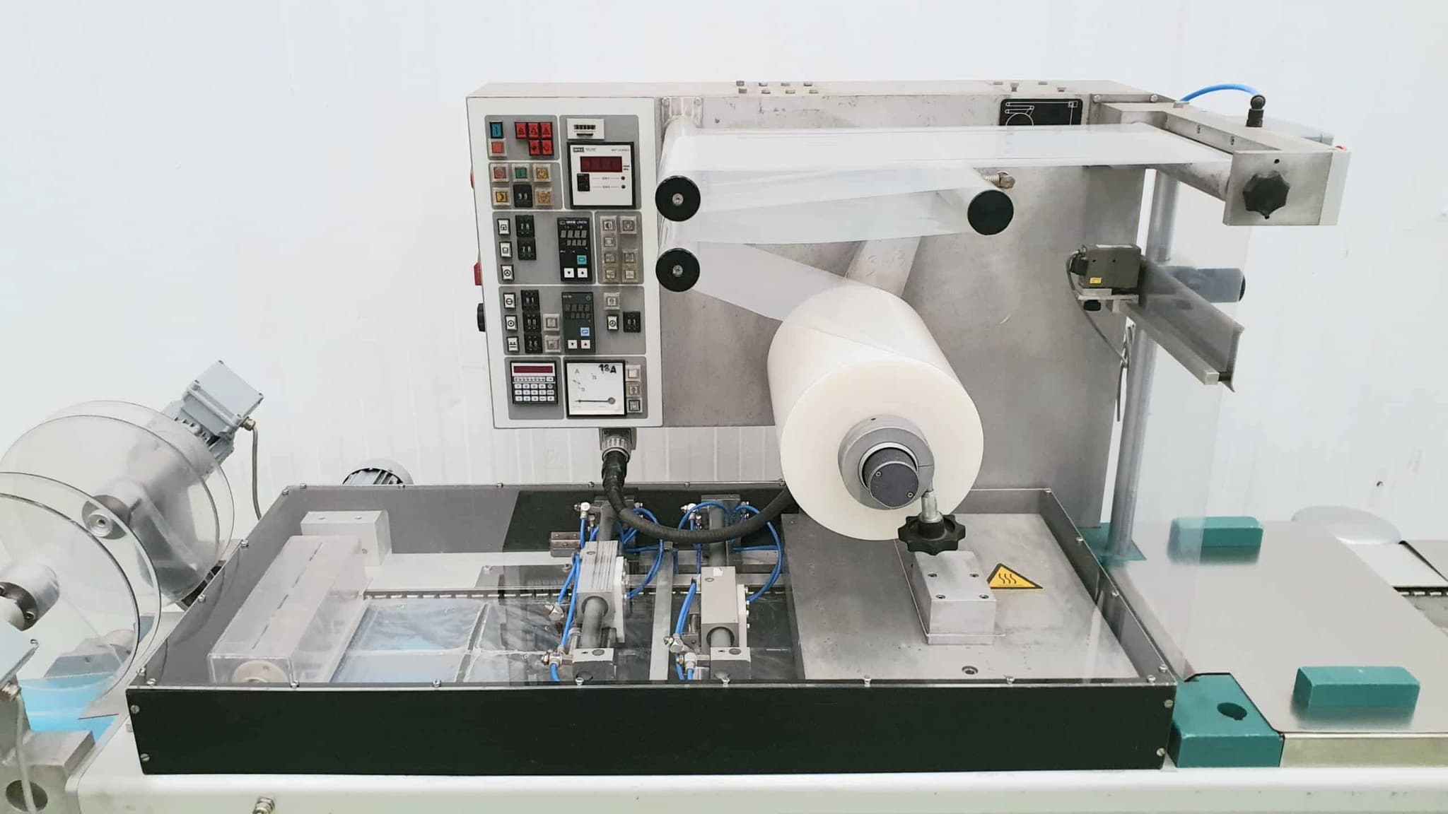 TERMOFORMADORA DIXIE DV2000 miniatura 13