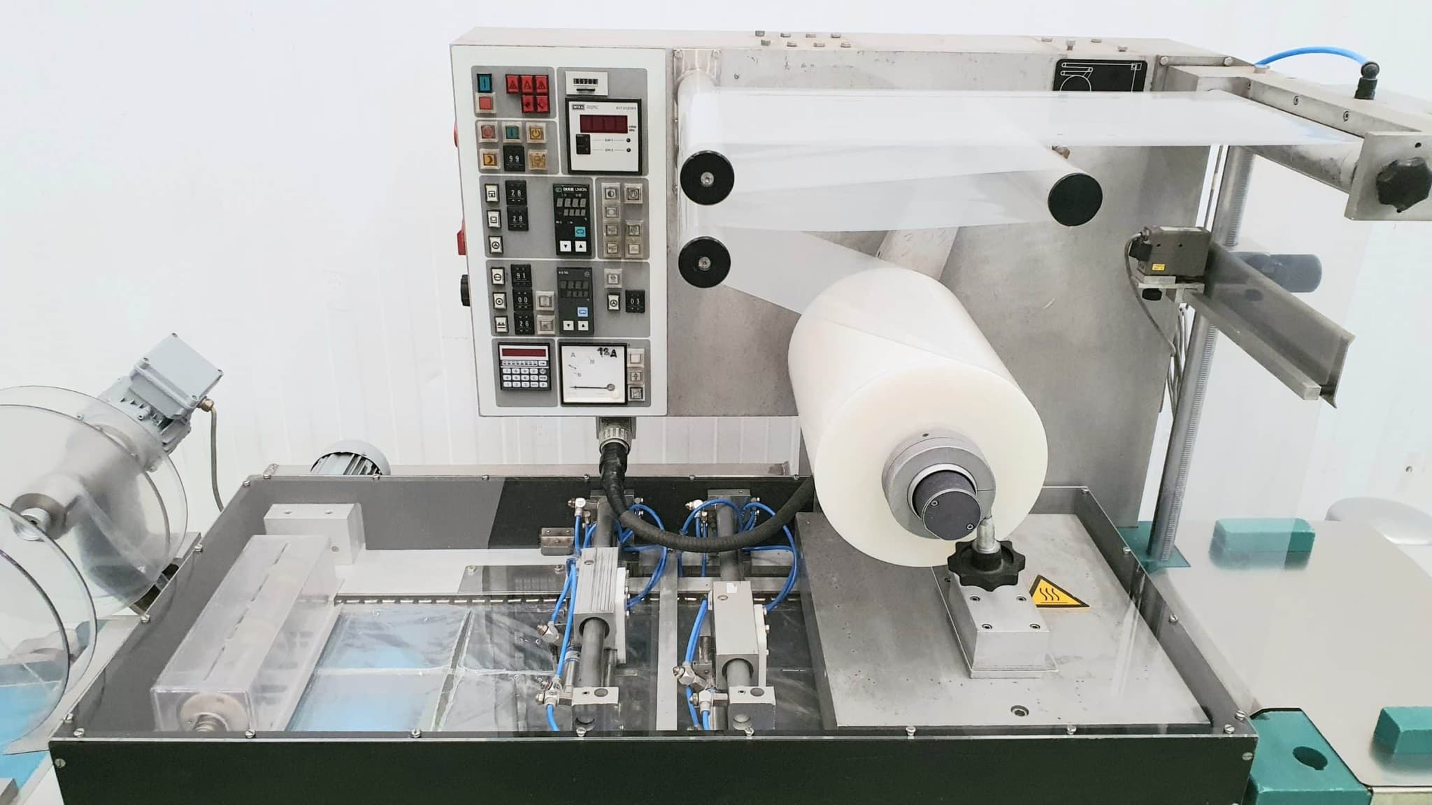 TERMOFORMADORA DIXIE DV2000 miniatura 8