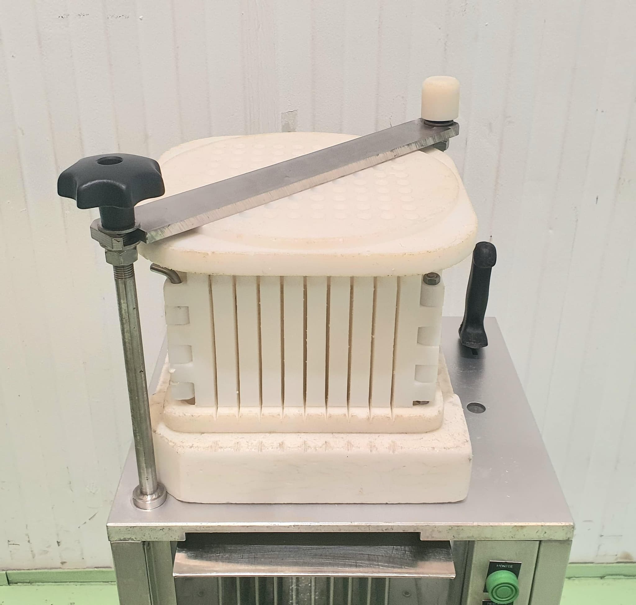 FORMADORA DE BROCHETAS EMSENS mod ESA II miniatura 3