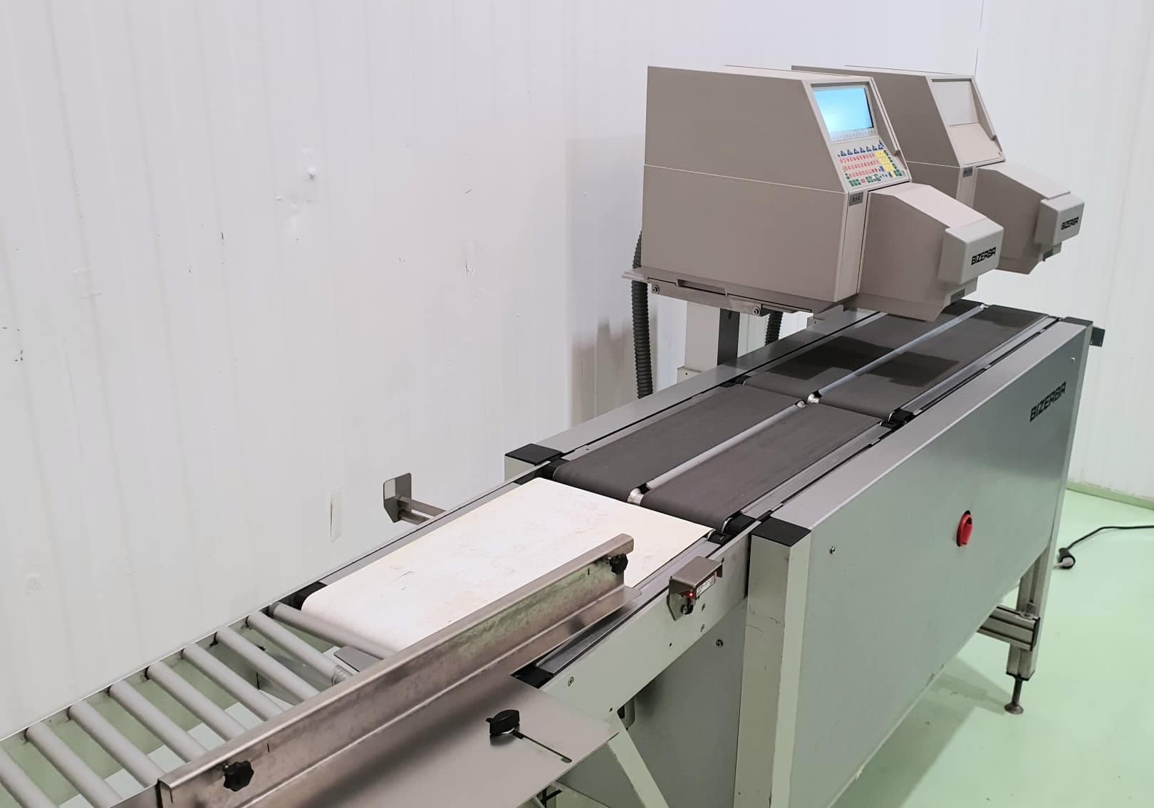 ETIQUETADORA PESADORA AUTOMÁTICA BIZERBA GV doble cabezal miniatura 6