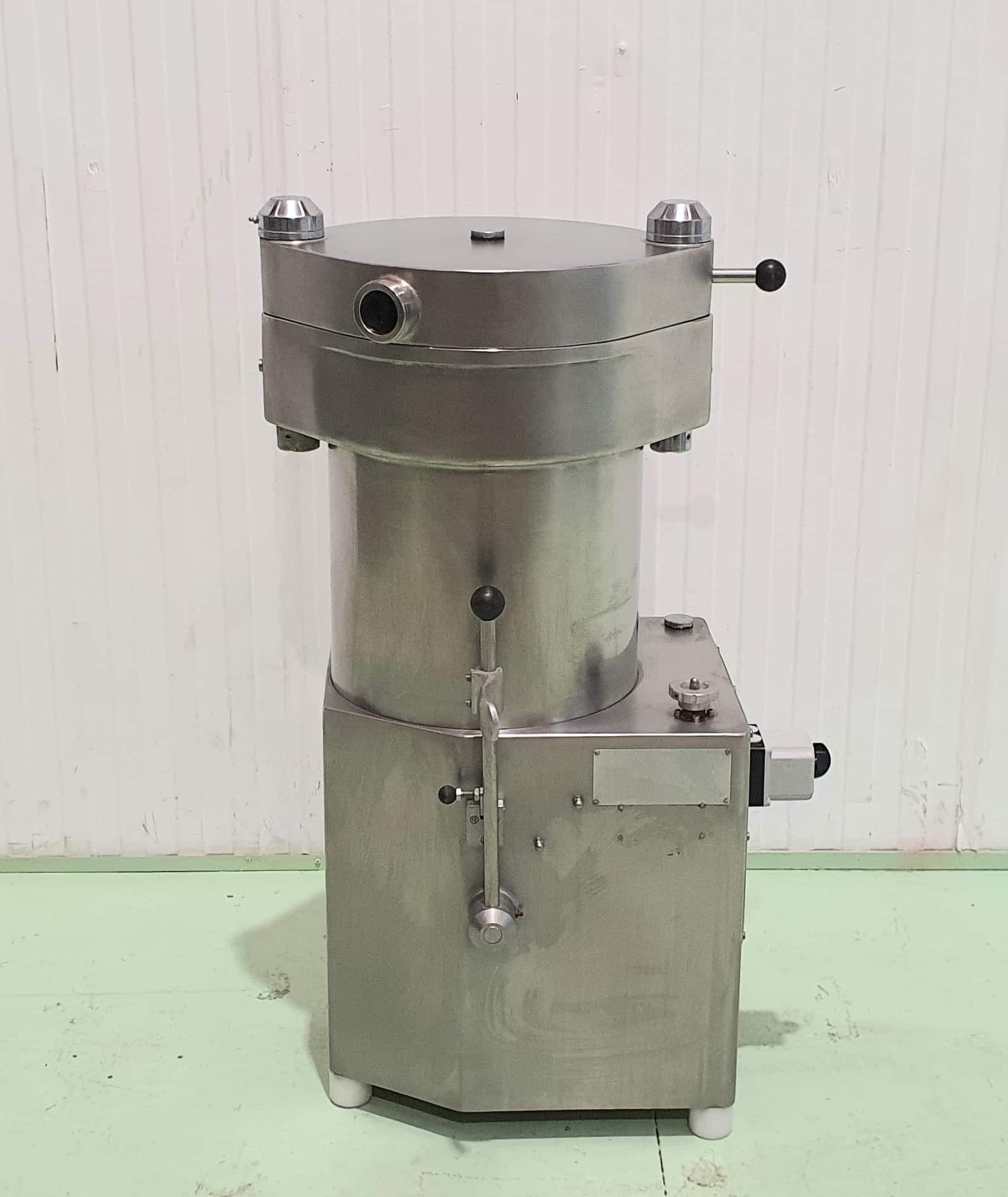 EMBUTIDORA PISTON 55L CATO miniatura 2