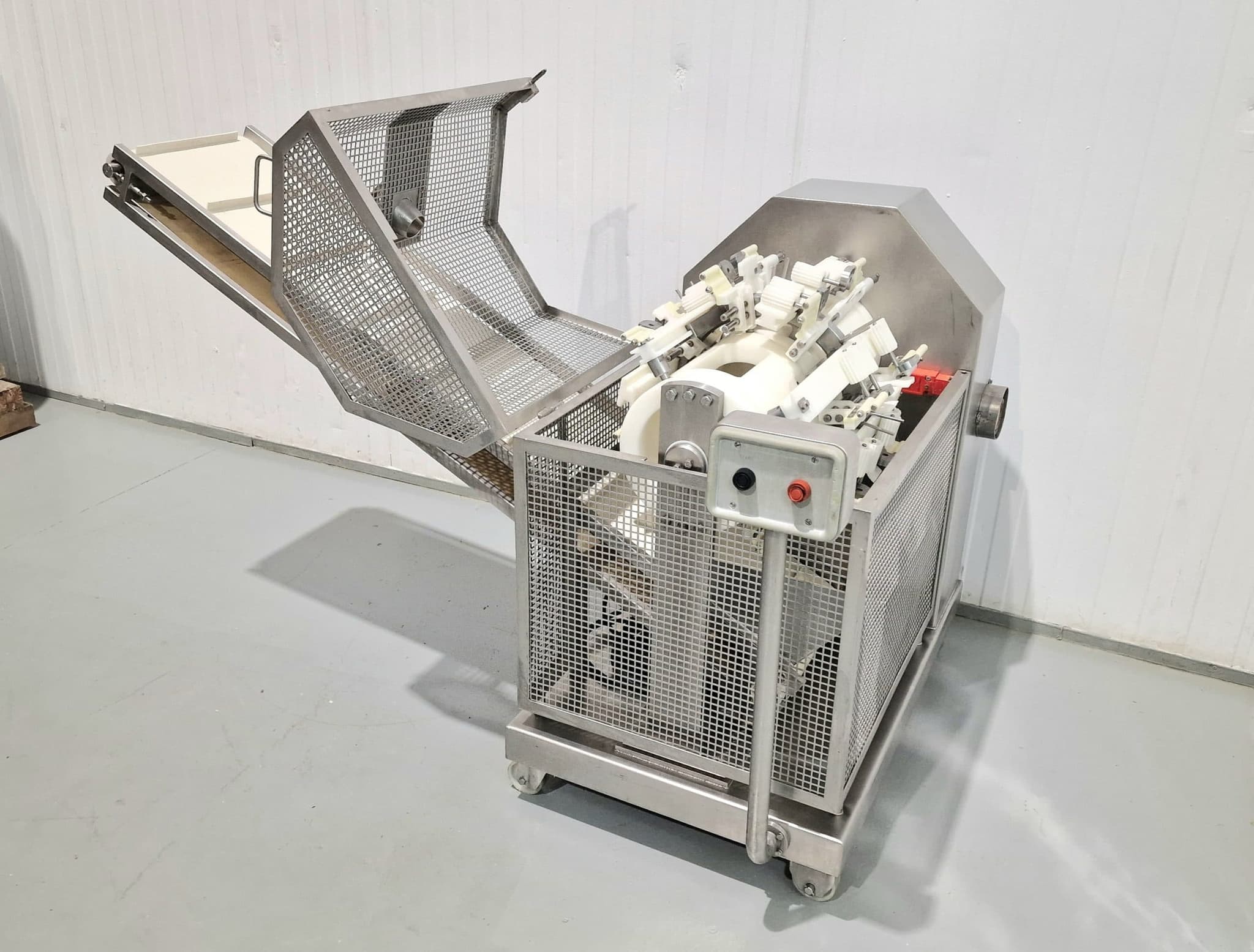 MÁQUINA PARA CORTAR SALCHICHAS RISCO II miniatura 5