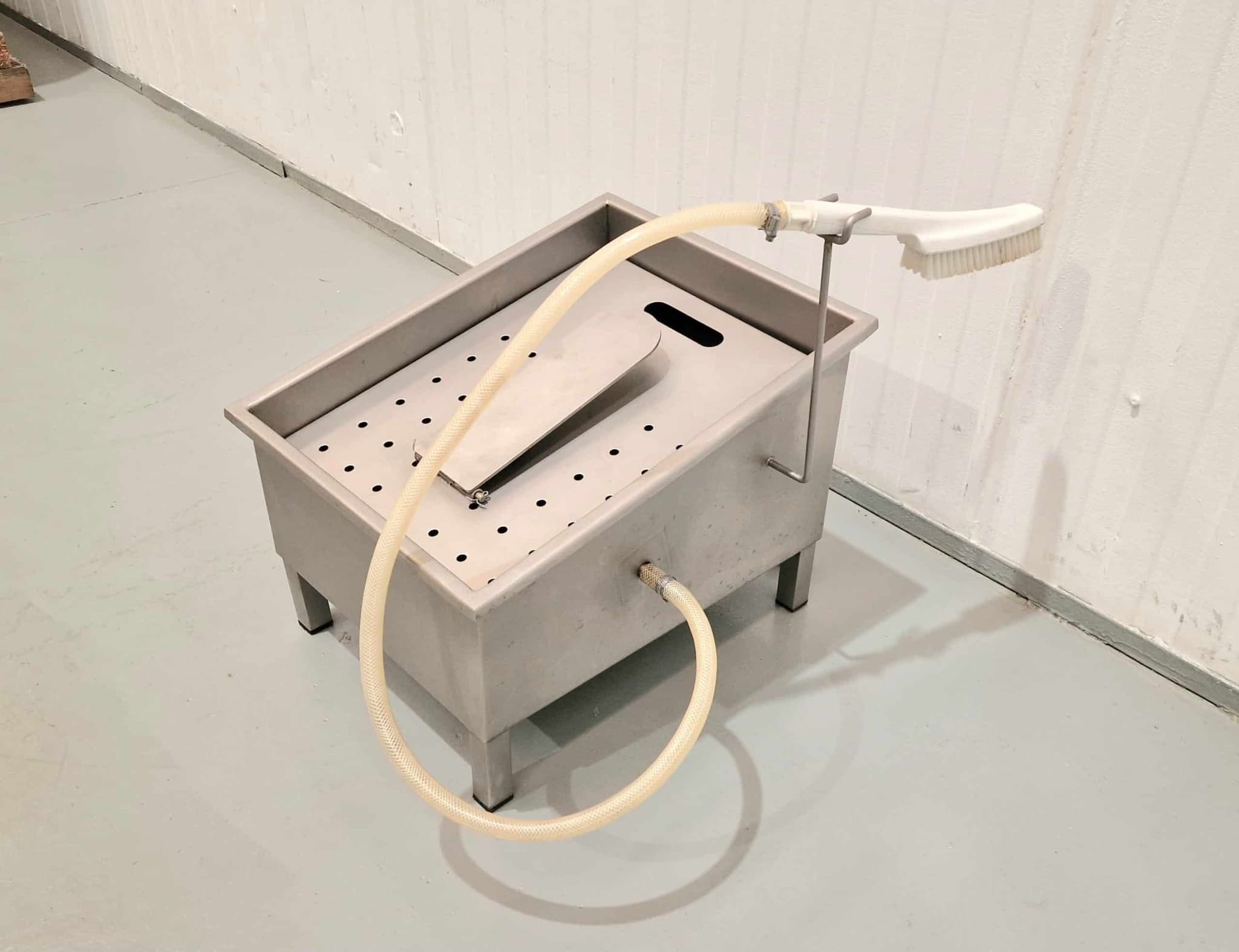 LAVA BOTAS CONSTRUIDO EN ACERO INOXIDABLE miniatura 2