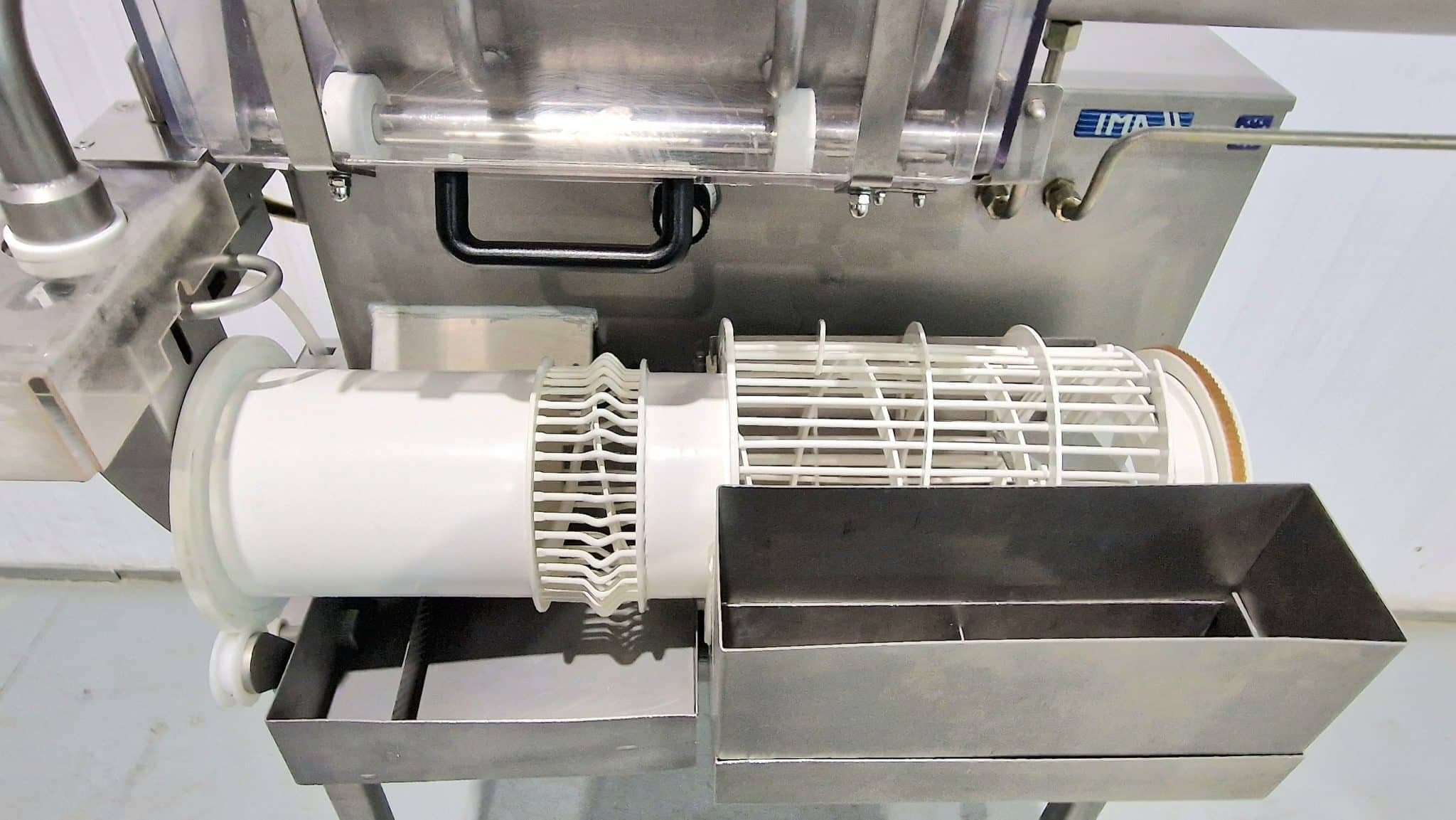 FORMADORA Y EMPANADORA DE CROQUETAS IMA miniatura 5