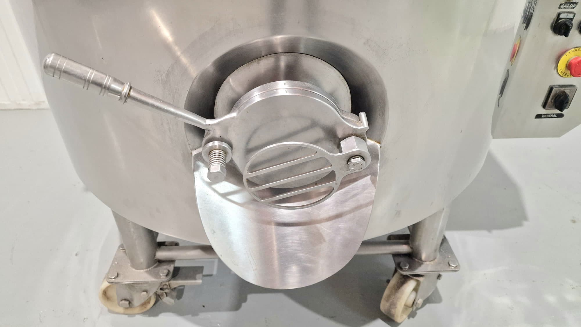 CUECE CREMAS ELÉCTRICO CON MEZCLADOR LUMA 300 LITROS miniatura 8