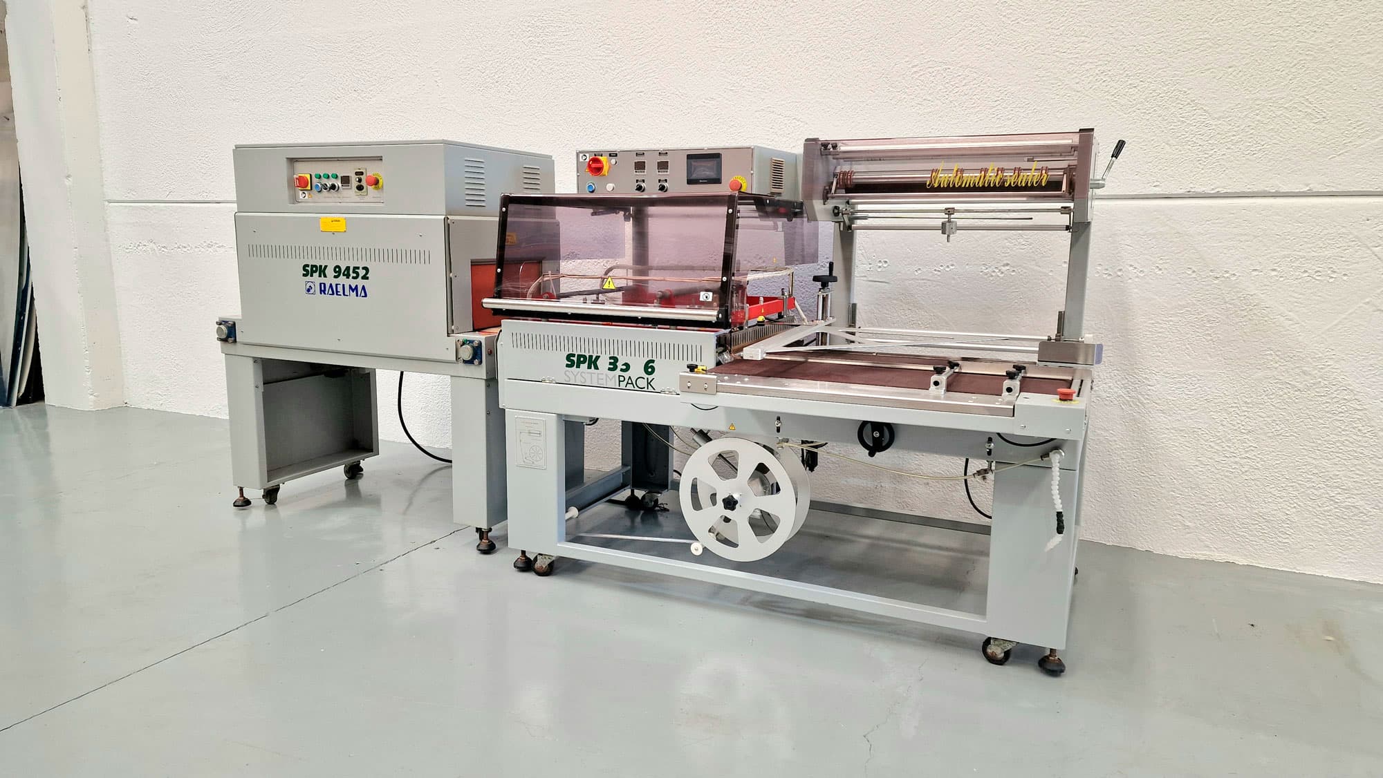 ENVASADORA ANGULAR + TÚNEL RETRACTIL RAELMA miniatura 3