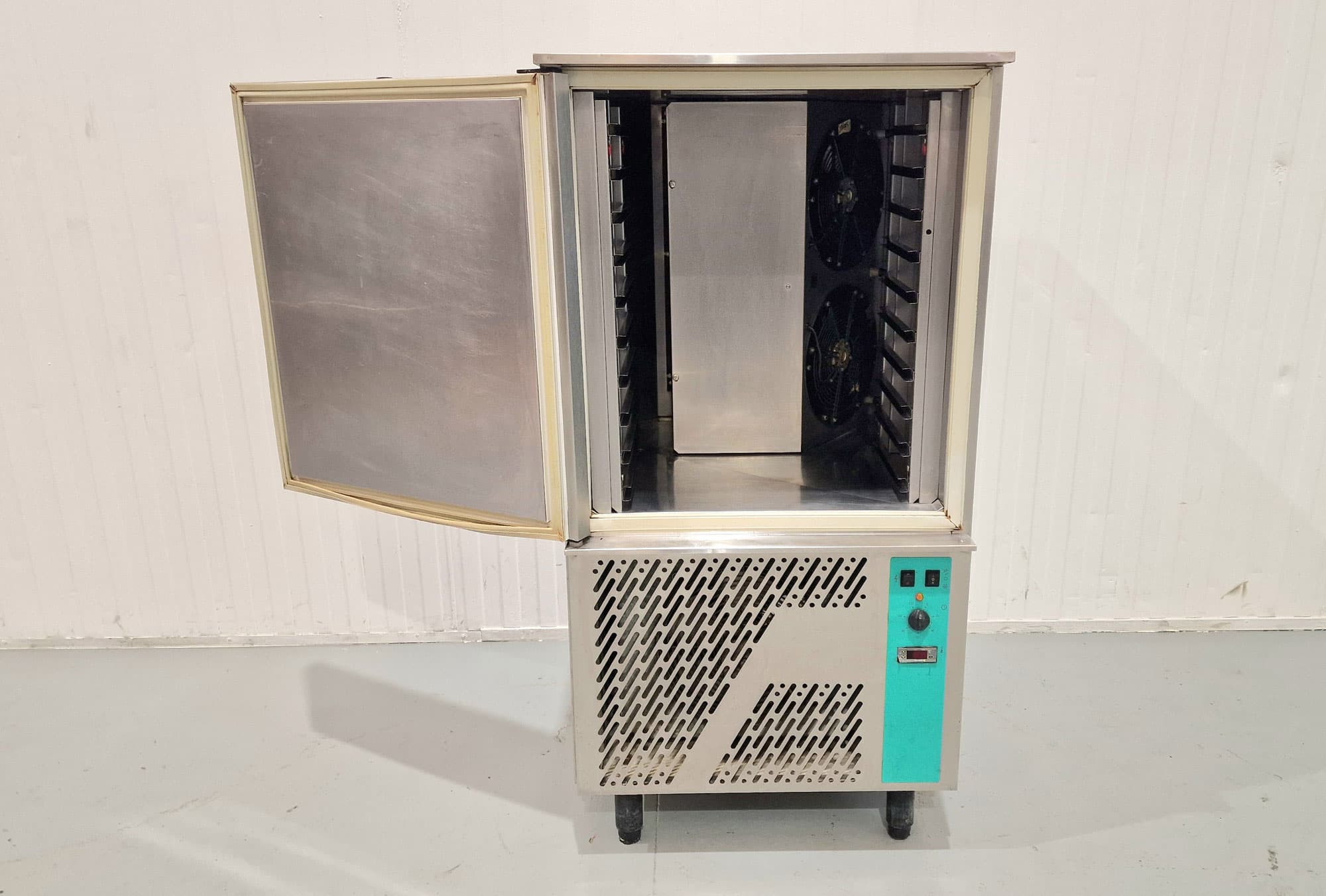 ABATIDOR DE TEMPERATURA DE 10 BANDEJAS THIRODE miniatura 4