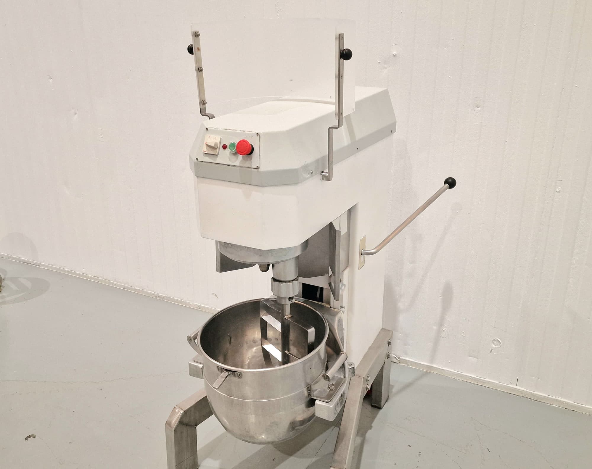 AMASADORA PLANETARIA DE PASTELERIA 30 LITROS miniatura 8