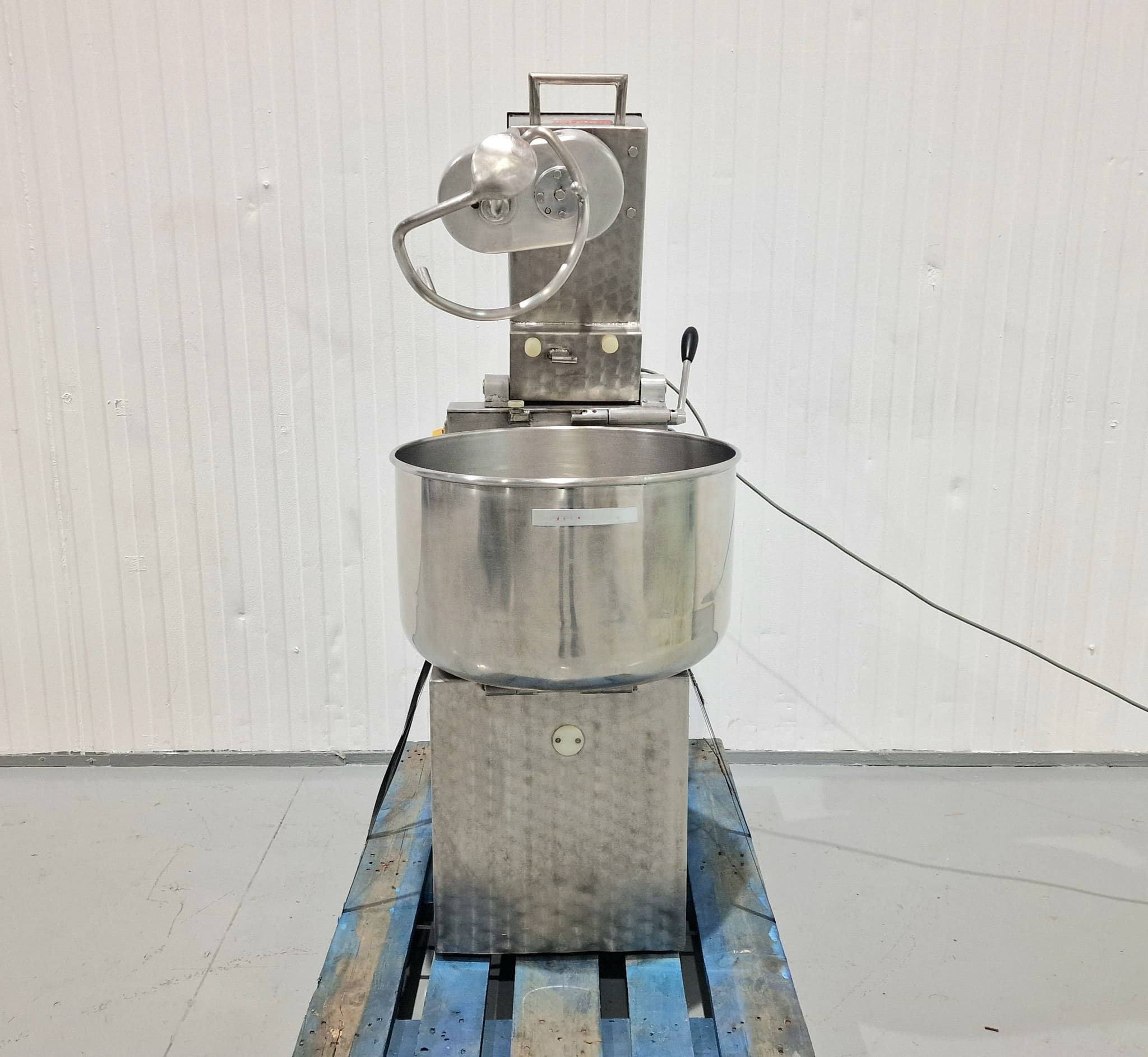 Amasadora cárnica Fuerpla 85 LITROS miniatura 3