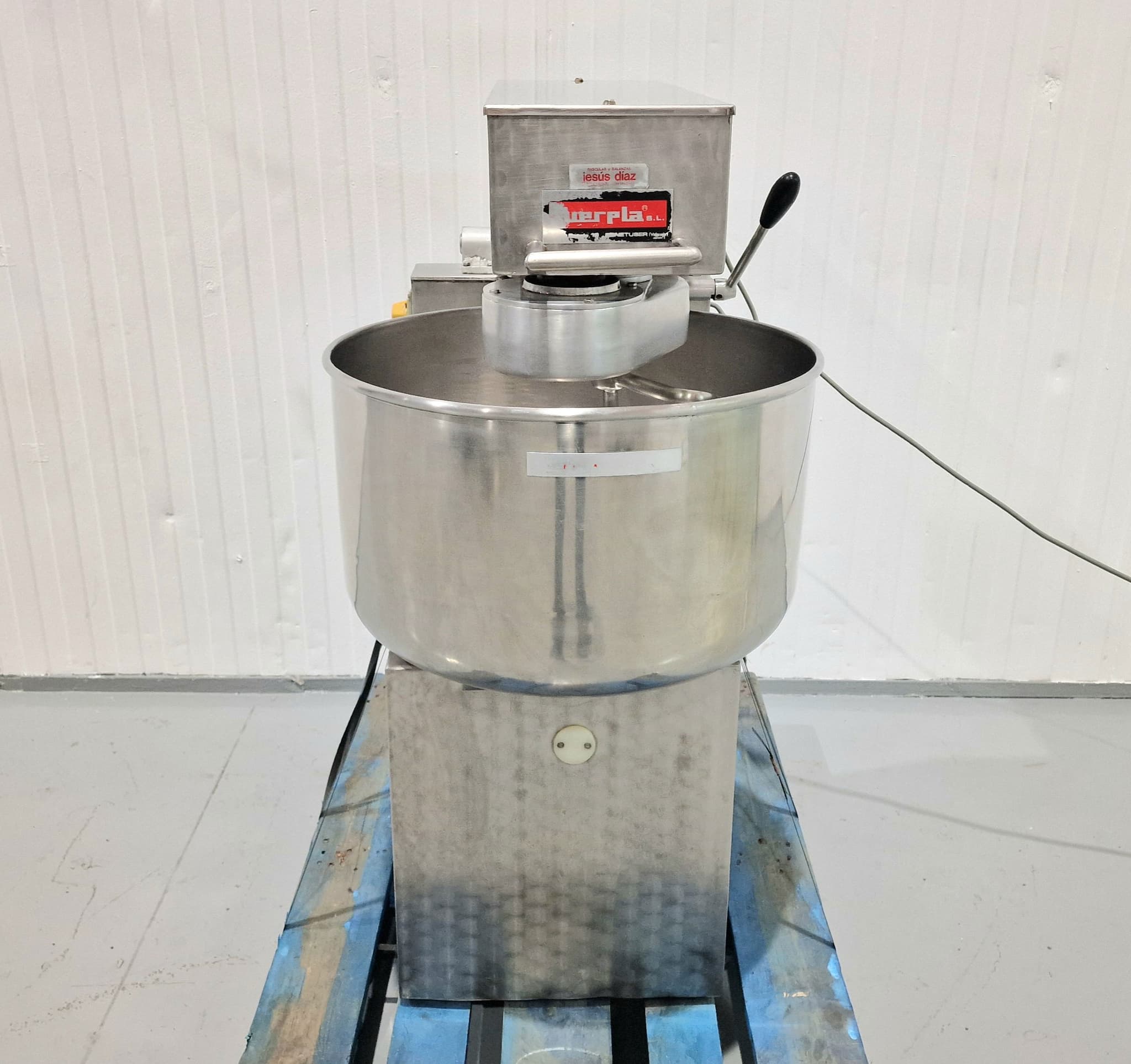Amasadora cárnica Fuerpla 85 LITROS miniatura 9