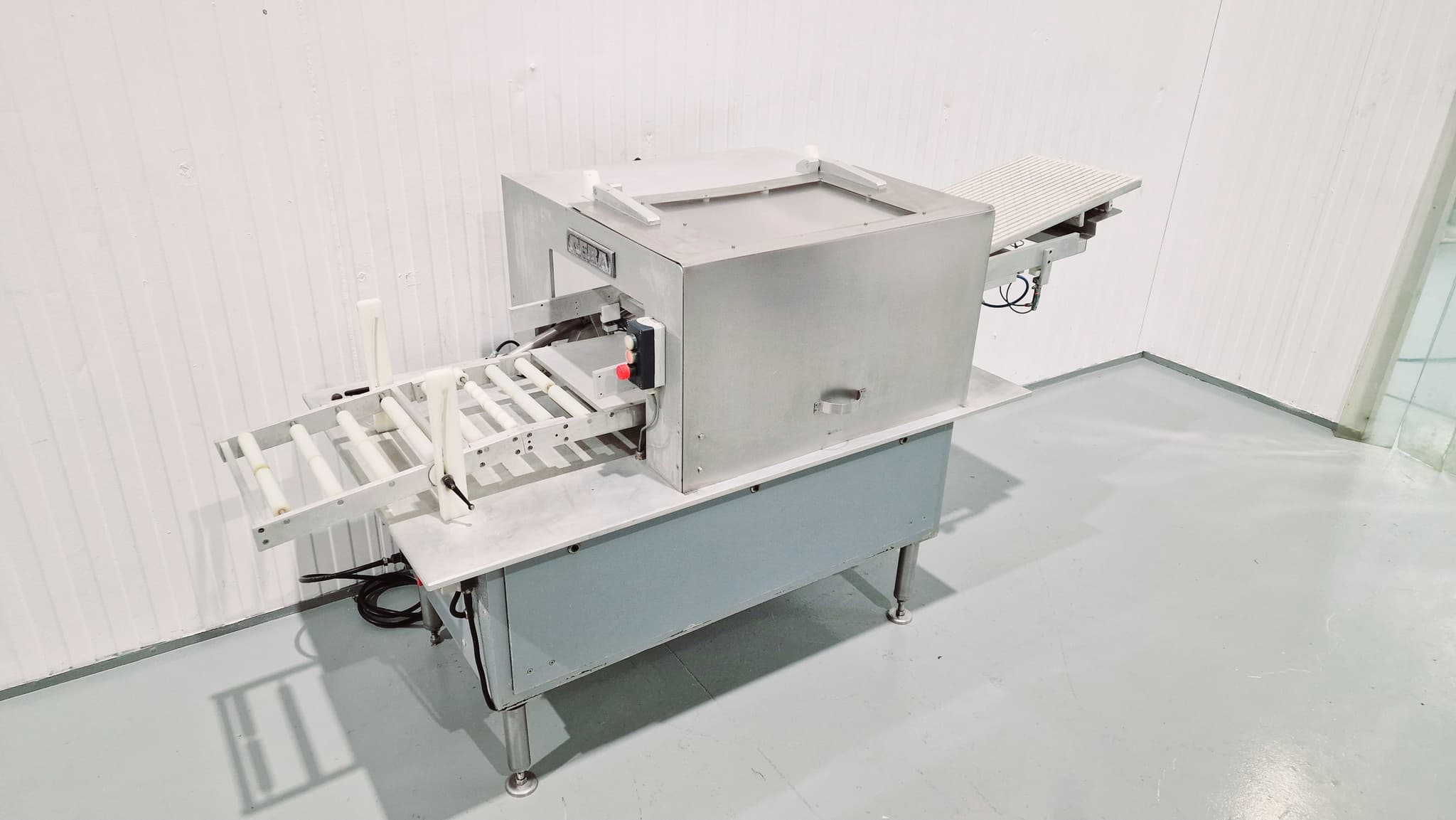 Loncheadora automática salmón GEBA  VSM200D miniatura 7