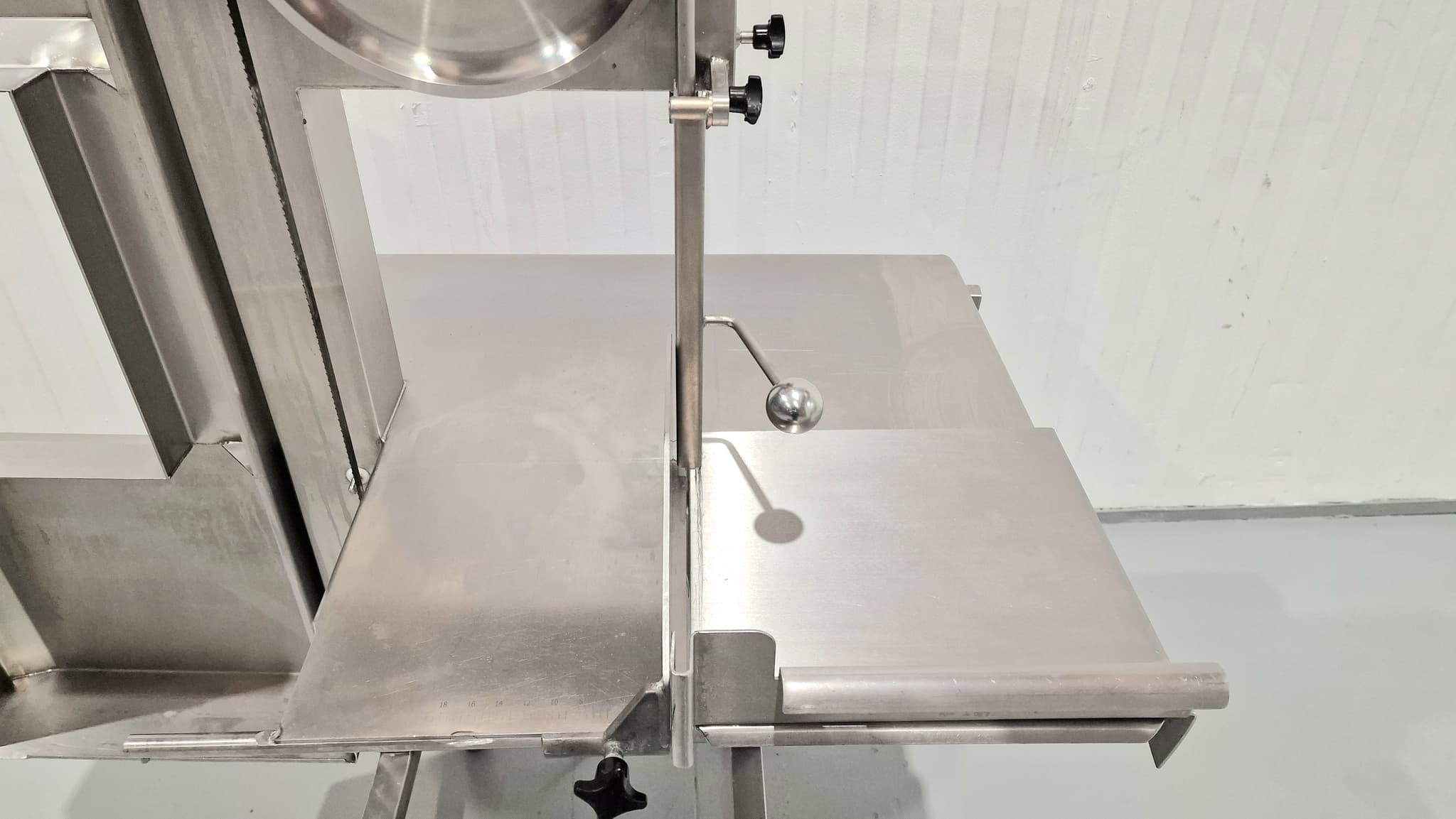 Sierra de cinta Bizerba mod. FK32 miniatura 7